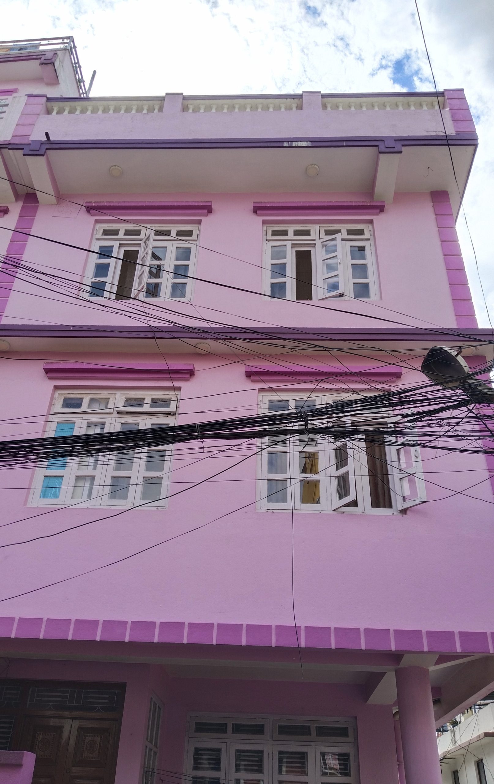 House on rent at Kupundol Lalitpur For office/Family